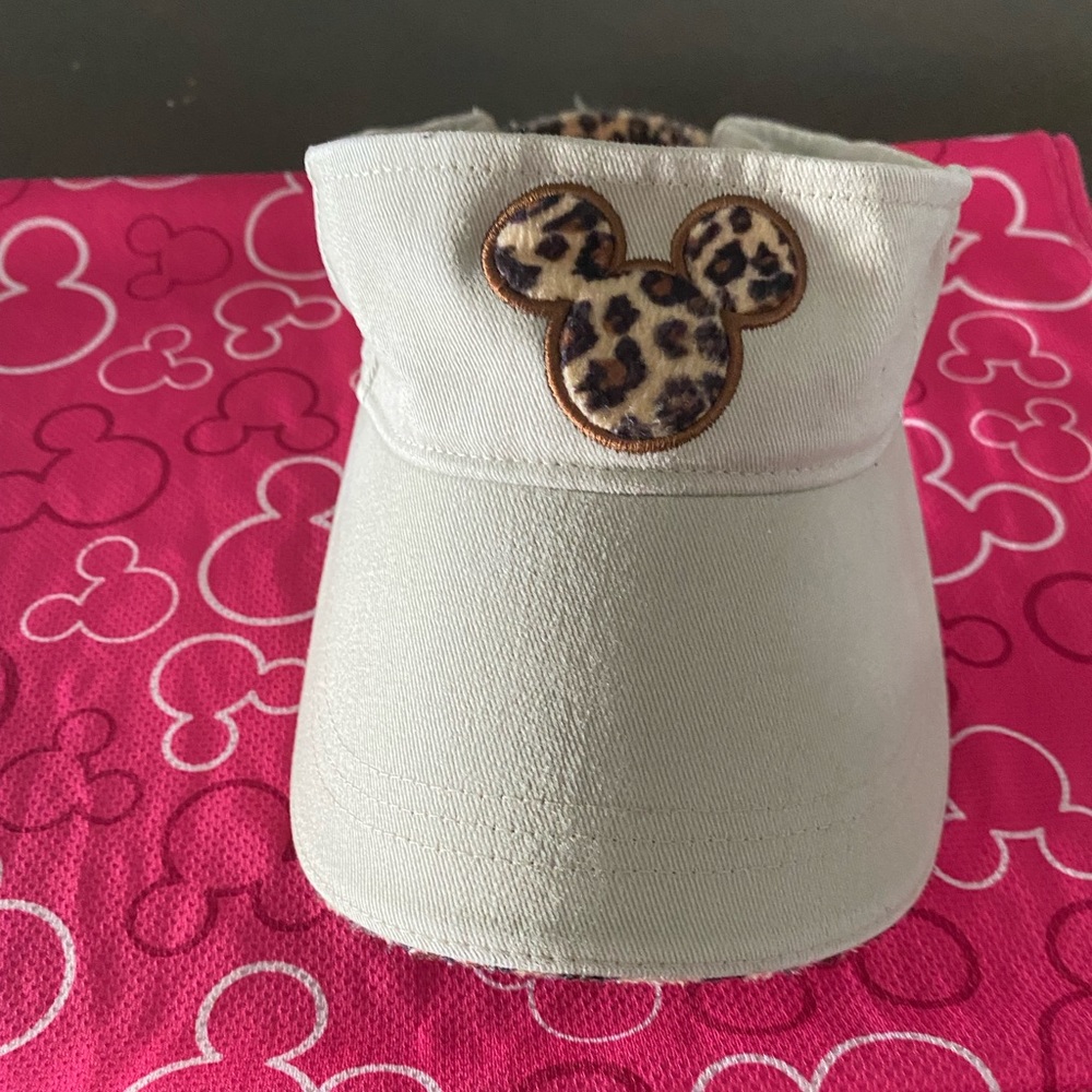 Authentic Disney’s Animal Kingdom Visor